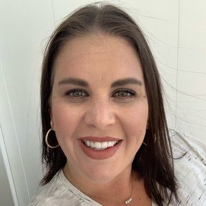 Meet your Posher, Tara